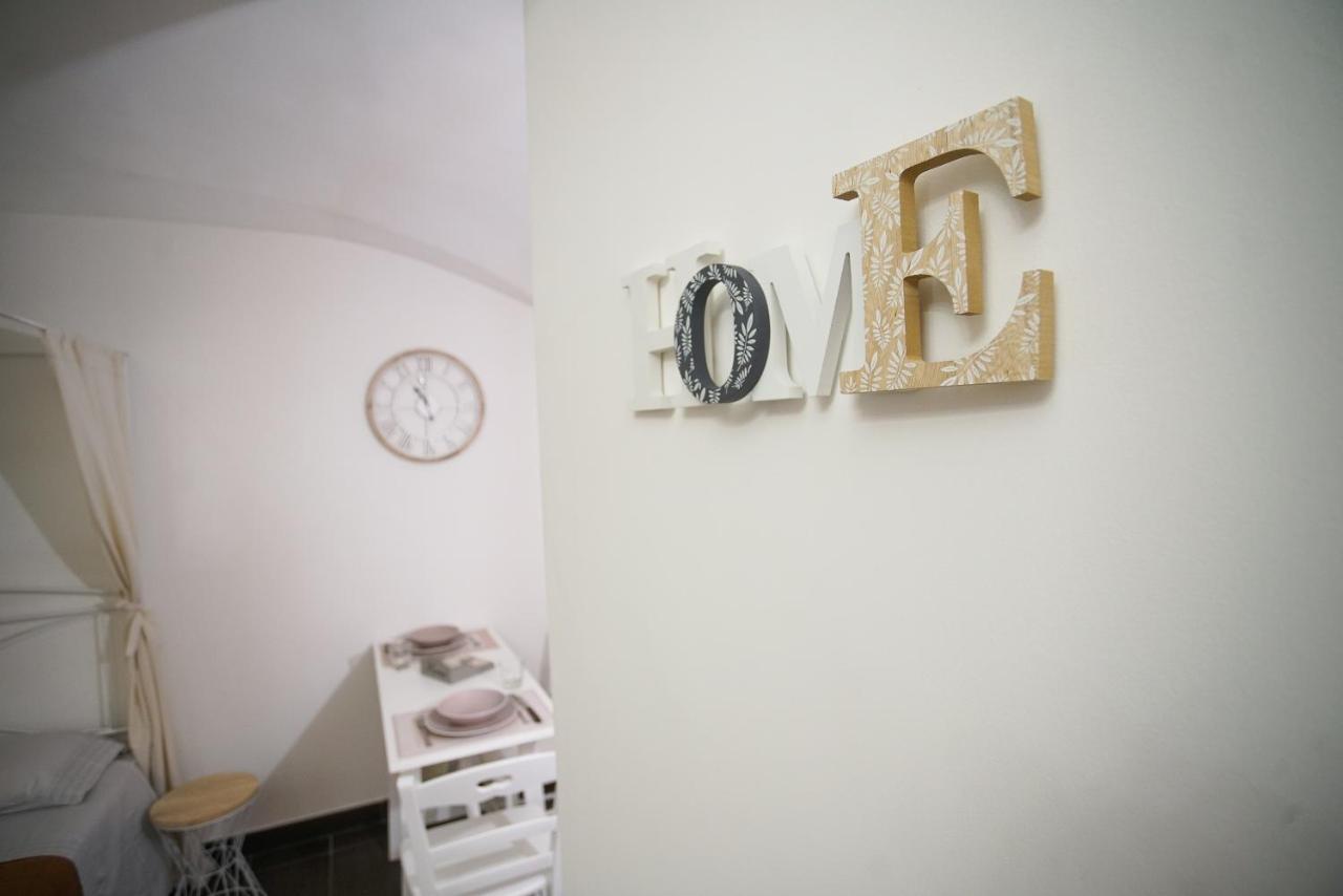 Home 5 - Arco Antico Putignano Luaran gambar
